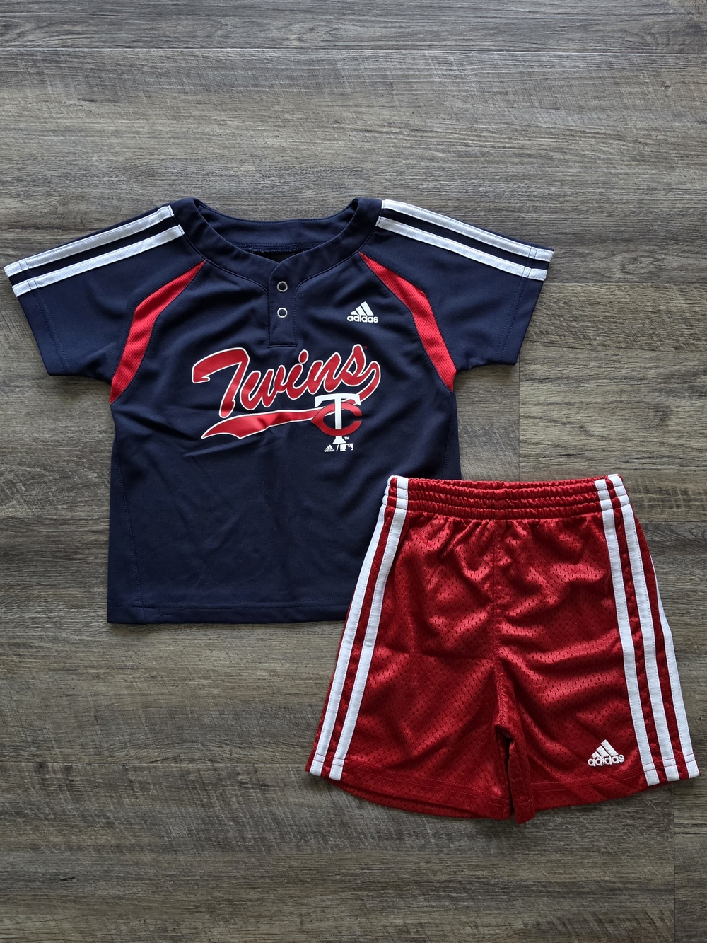 Adidas Kids MN Twins Athletic Jersey Set